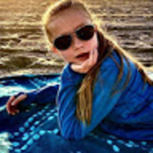 Meet your Posher, Caroline